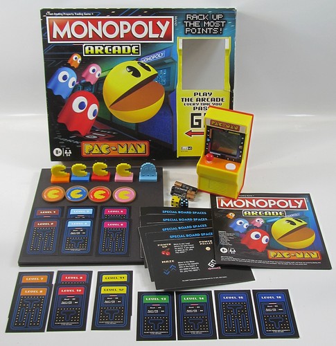 Monopoly arcade pac - monopoly, pac-man